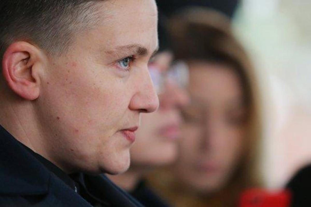 "С удовольствием отдам звезду Героя Порошенко": Савченко готова сама отказаться от награды