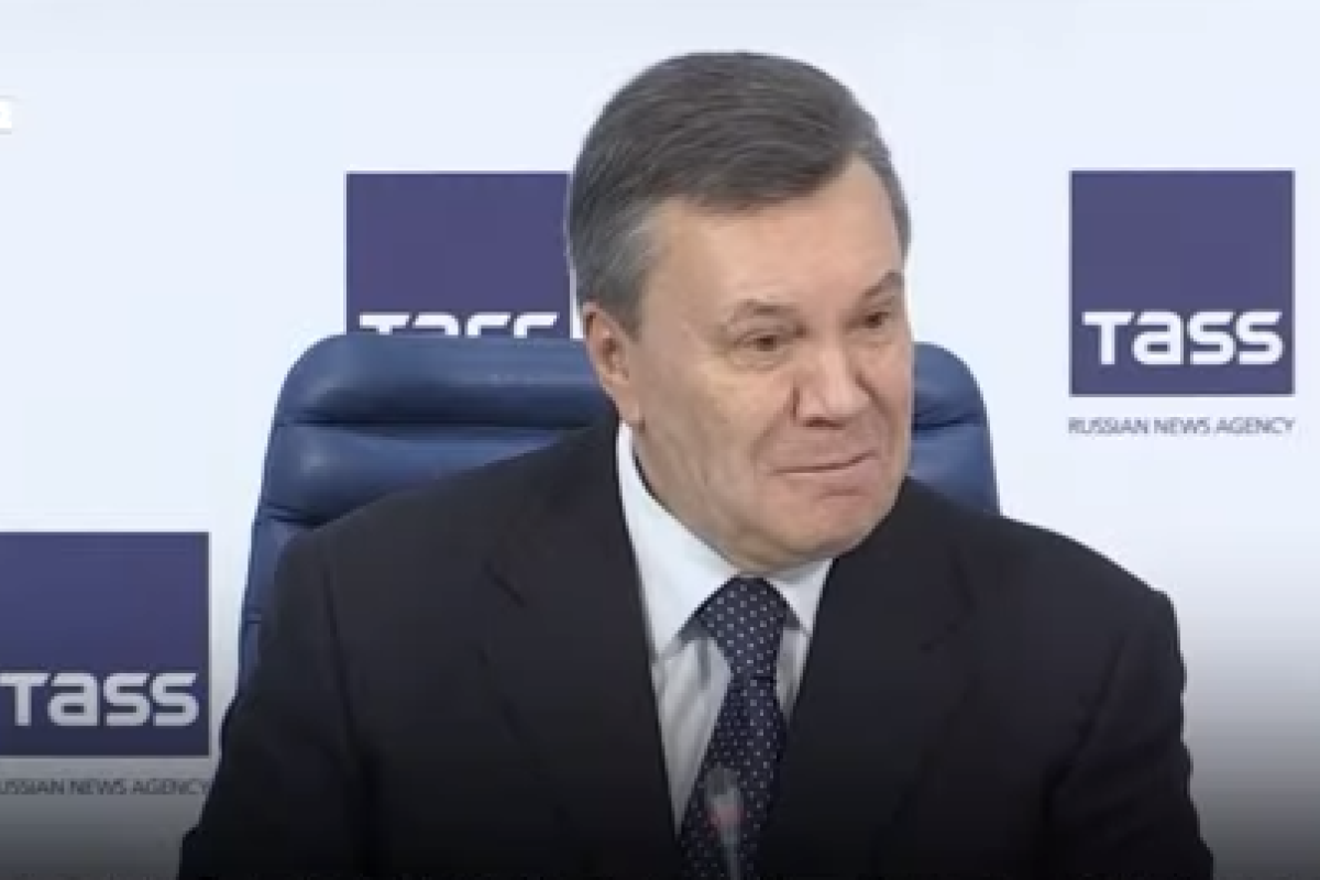 Янукович дает пресс-конференцию в Москве: трансляция Янукович дает пресс-конференцию в Москве: трансляция