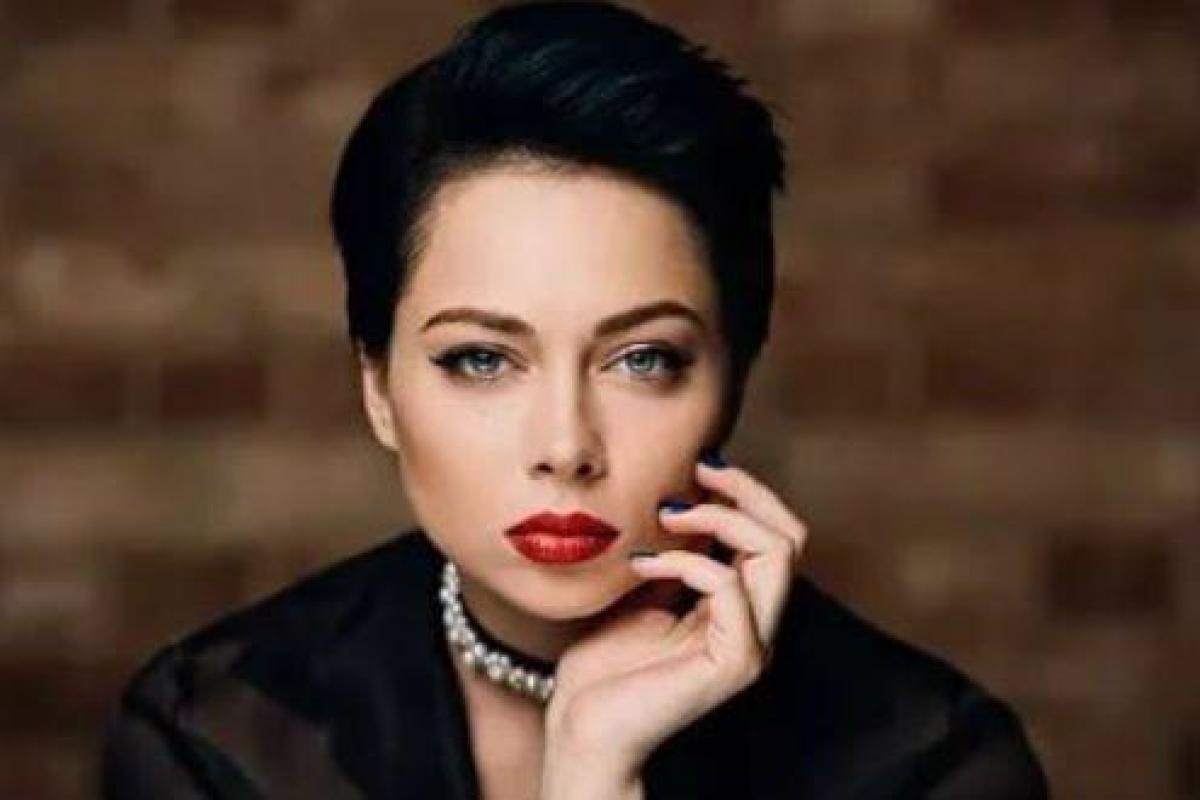 "Не однообразно и не скучно": Актриса Самбурская показала, как нужно правильно фотографироваться "Не однообразно и не скучно": Актриса Самбурская показала, как нужно правильно фотографироваться