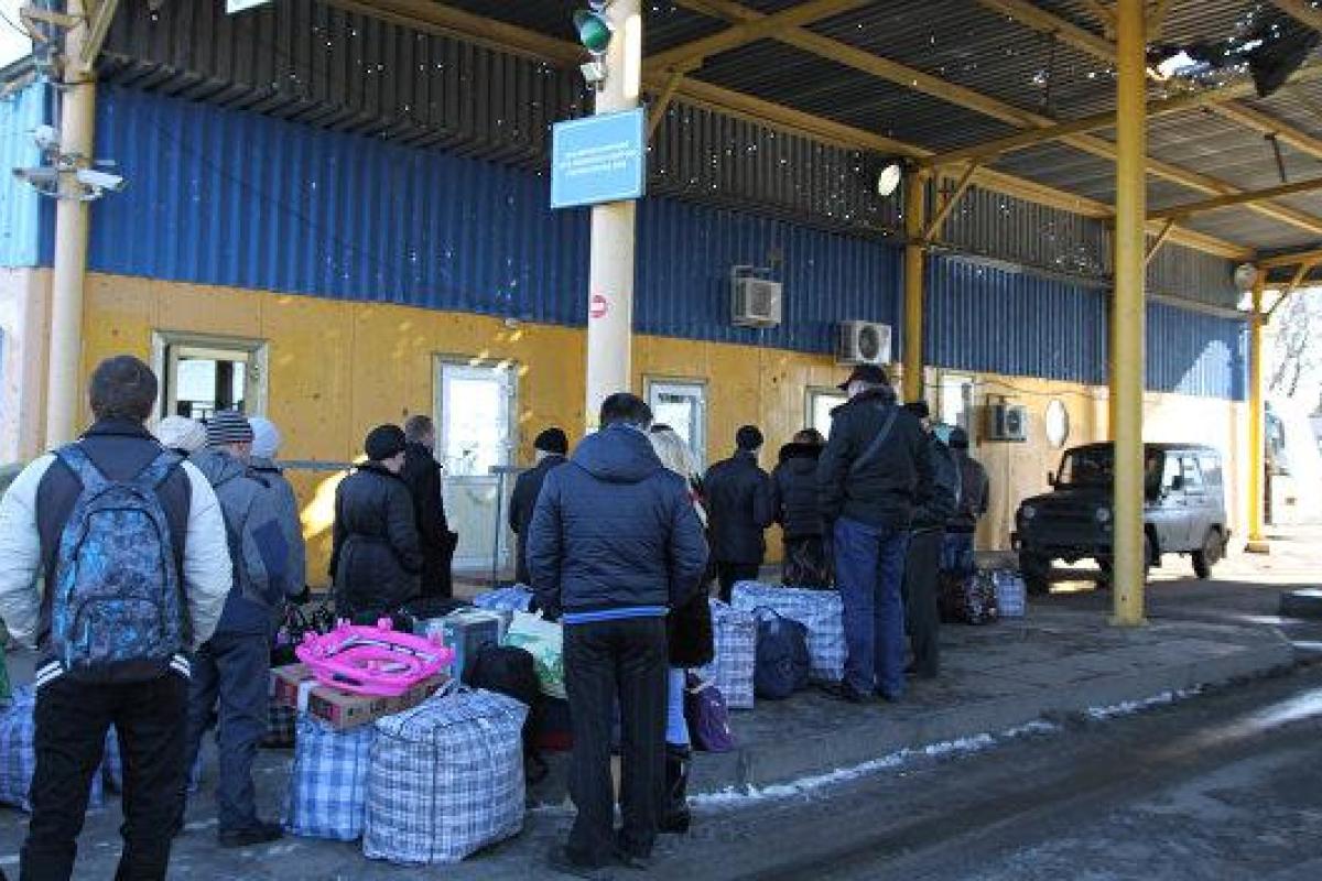 В Минсоцполитики обещают украинским заробитчанам трудовой стаж и субсидию: Рева назвал условие В Минсоцполитики обещают украинским заробитчанам трудовой стаж и субсидию: Рева назвал условие