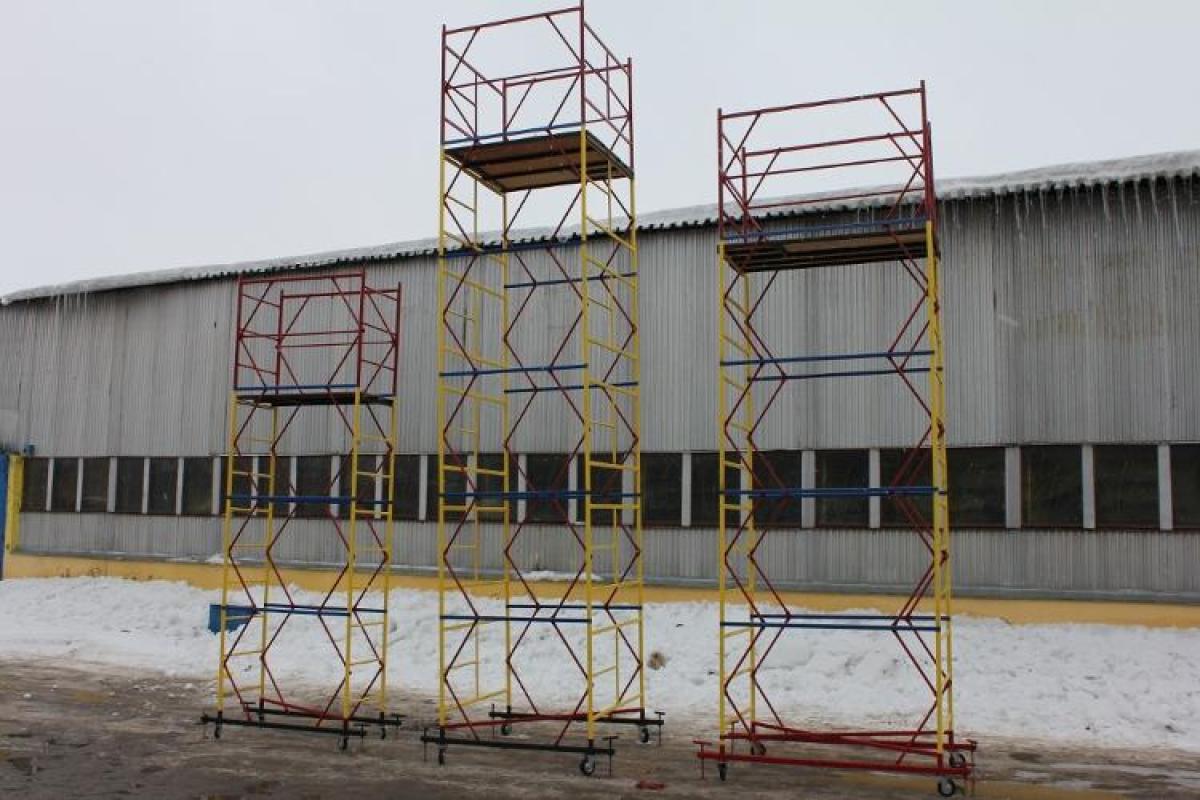 Строительные вышки туры: особенности и преимущества