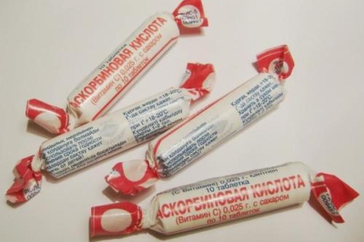 Не боярышником единым: россиянам советуют лечиться аскорбинкой и марганцовкой