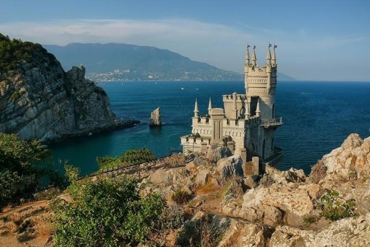 В аннексированном Крыму запретили строить жилье у моря В аннексированном Крыму запретили строить жилье у моря