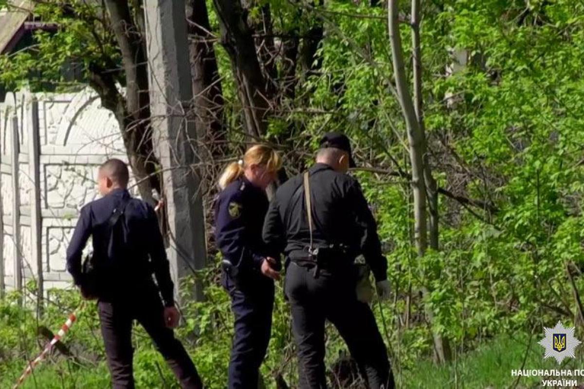 Житель Днепропетровщины убил женщину и несколько дней возил части тела в маршрутке Житель Днепропетровщины убил женщину и несколько дней возил части тела в маршрутке