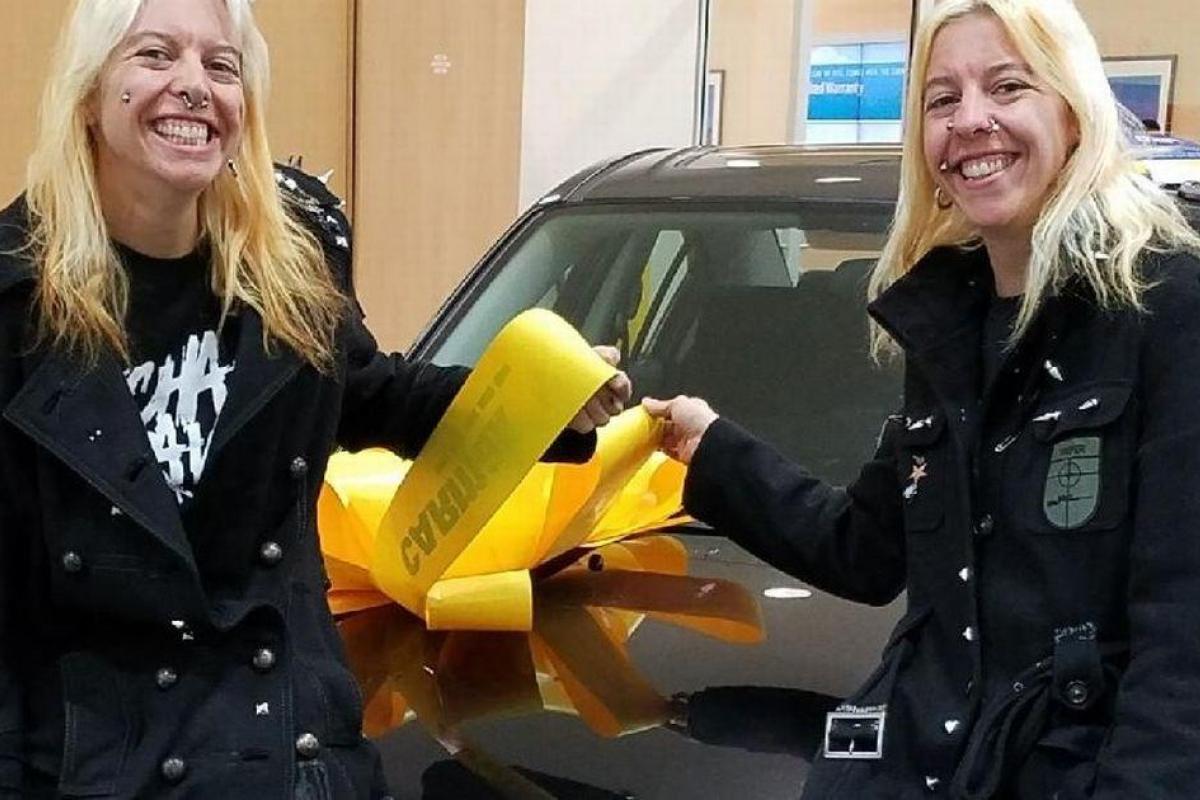 В США сестры-близнецы с электродами в мозге покончили с собой В США сестры-близнецы с электродами в мозге покончили с собой