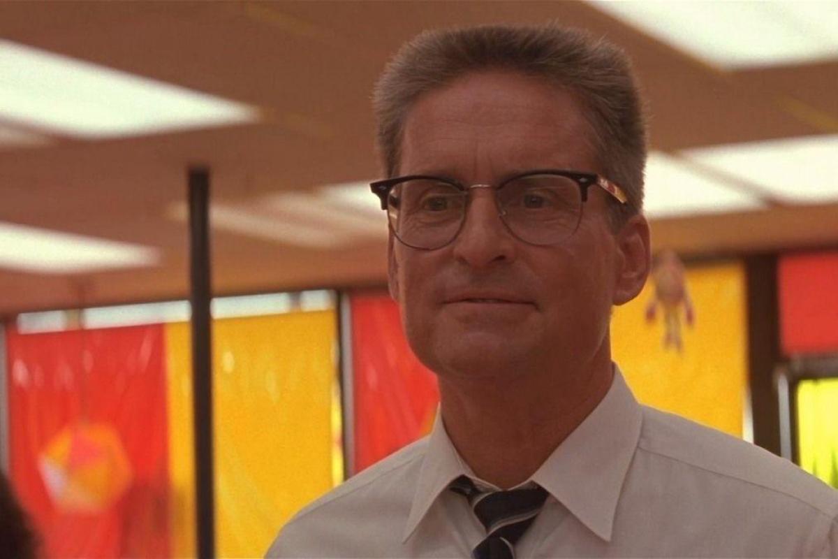 В Британии обанкротившийся мужчина встретил приставов с канистрой бензина