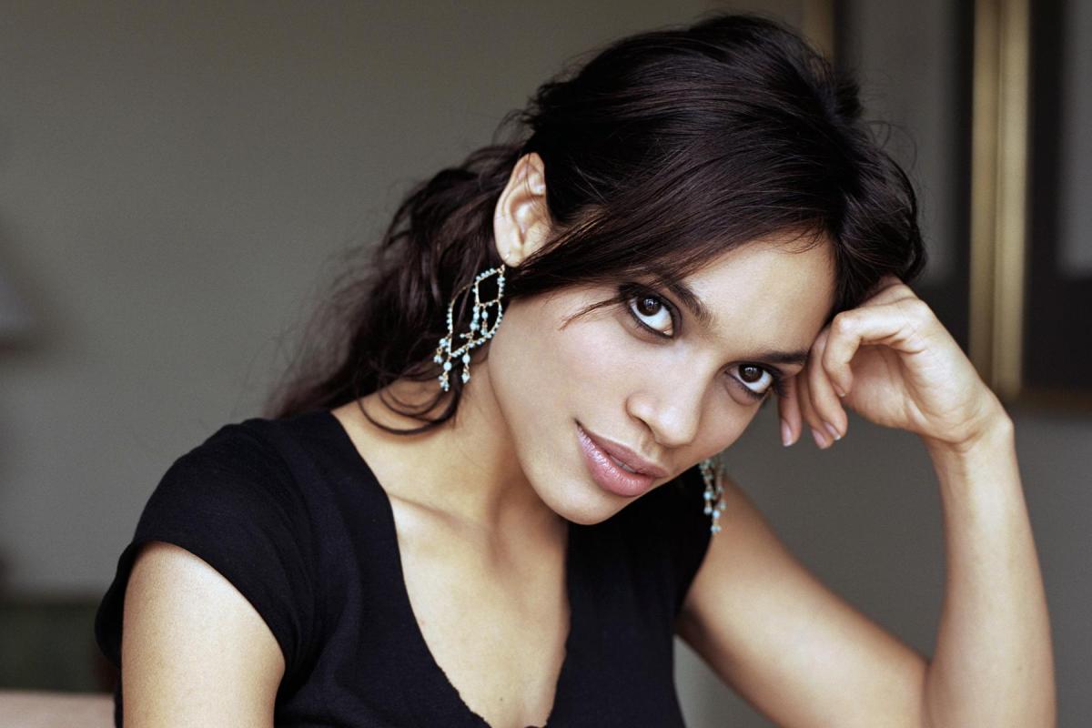 Звезда «Города грехов» полностью разделась в честь своего дня рождения: кадры Звезда «Города грехов» полностью разделась в честь своего дня рождения: кадры