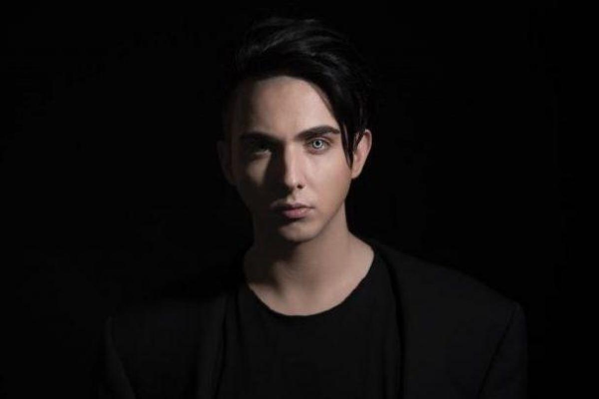 Евровидение-2018: MELOVIN в прямом эфире укусил ведущую - кадры