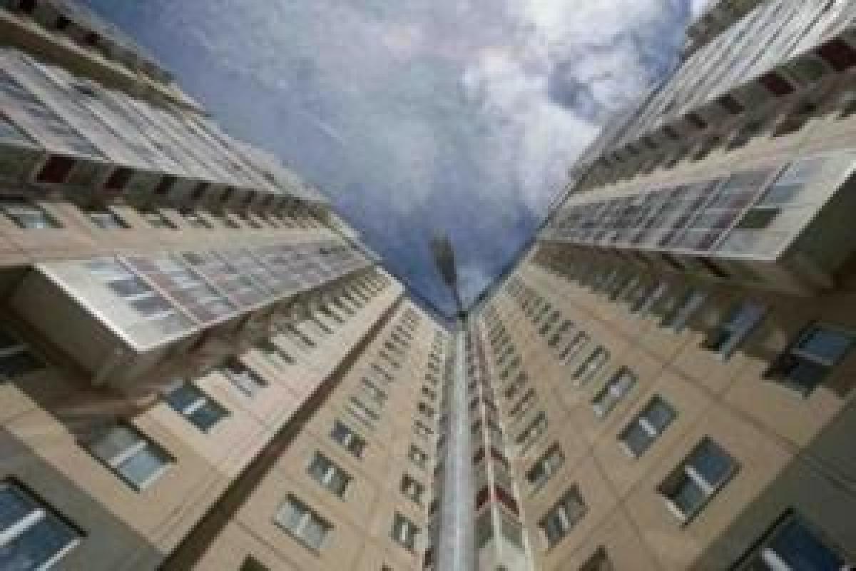 В России умерла одна из девочек-близняшек, которые выпали из окна 9-го этажа В России умерла одна из девочек-близняшек, которые выпали из окна 9-го этажа