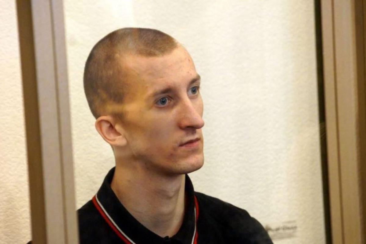 В знак солидарности: Еще один известный узник Кремля объявил голодовку