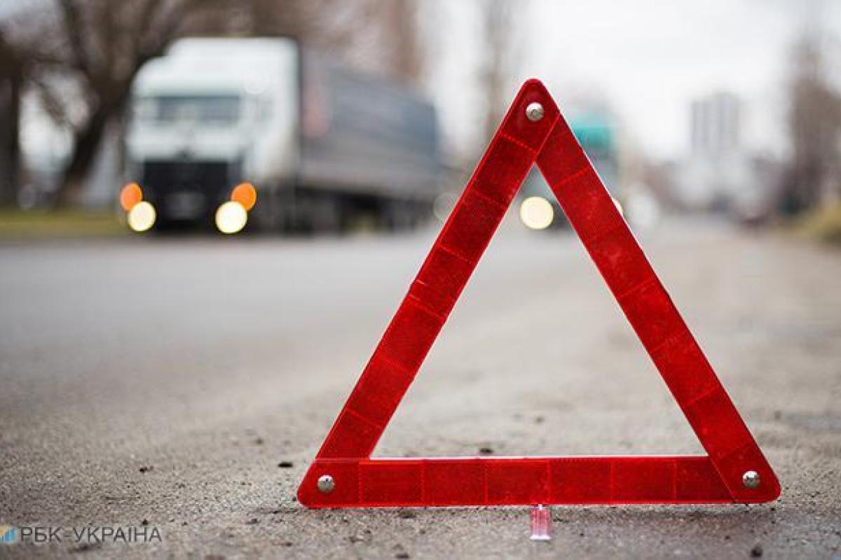 Столкновение двух грузовых машин в Днепропетровской области: 1 человек погиб, еще один ранен