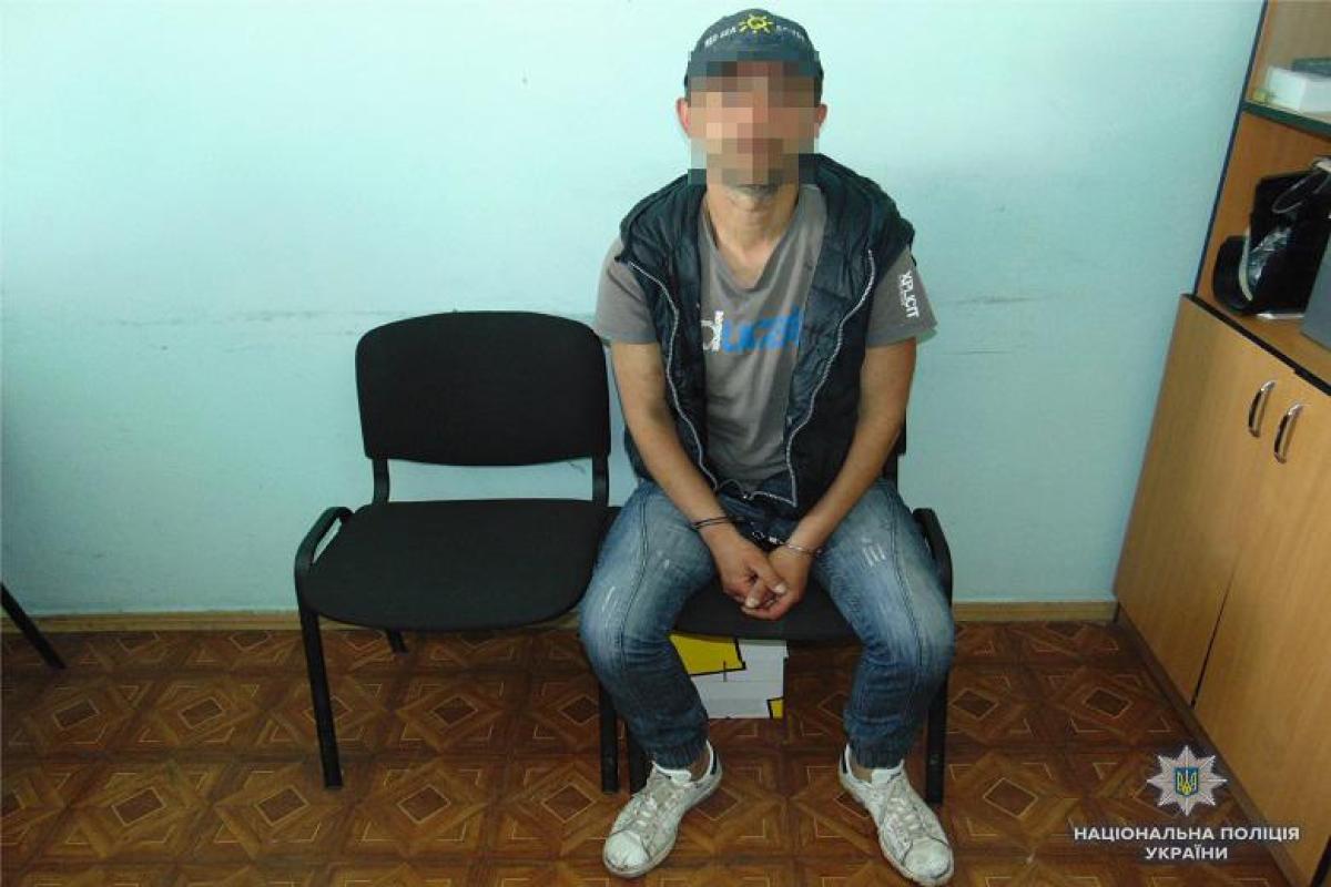 В Киеве задержали мужчину, который напал на таксиста