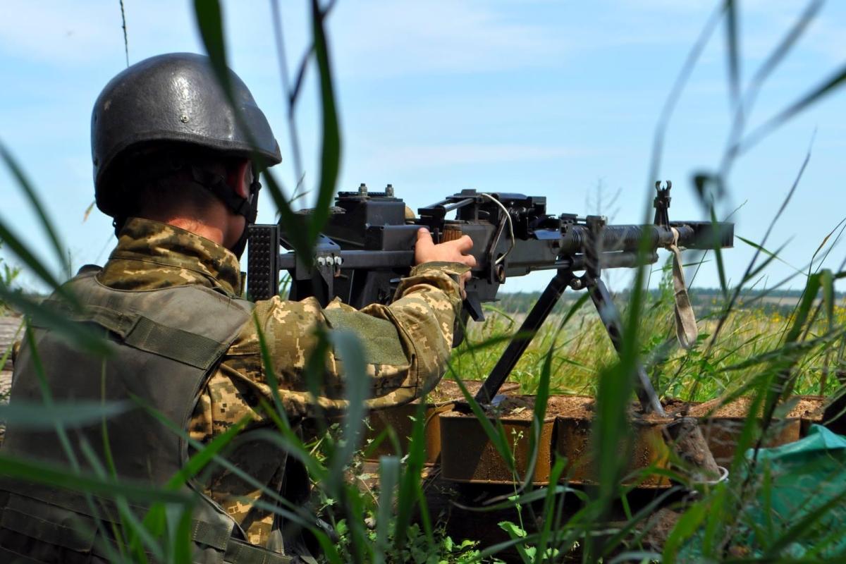 Сутки в зоне ООС: Украинские воины понесли потери Сутки в зоне ООС: Украинские воины понесли потери