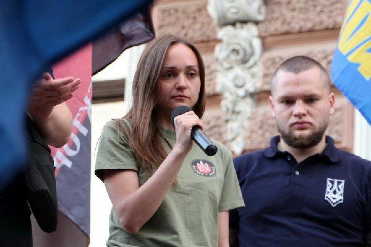 "Евреям собираться на выход?", - в соцсети разгорается скандал из-за высказываний лидера одесского "Правого сектора" "Евреям собираться на выход?", - в соцсети разгорается скандал из-за высказываний лидера одесского "Правого сектора"