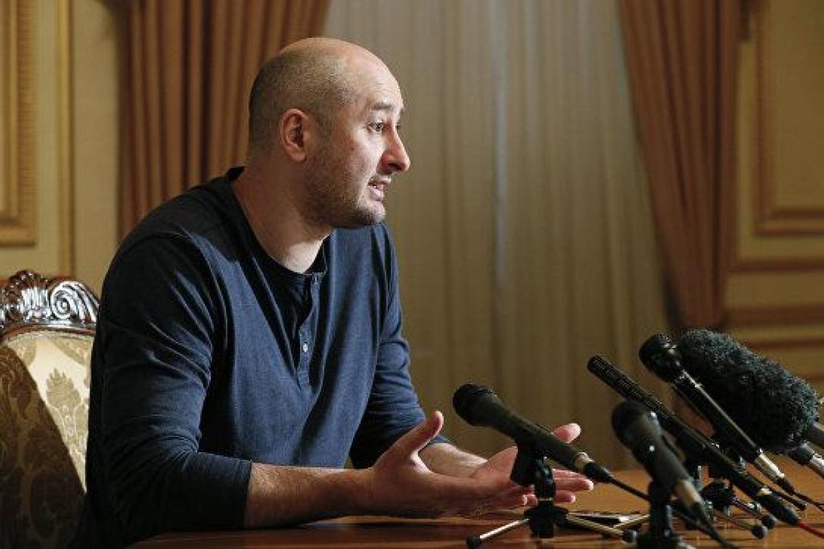 "Рвотный рефлекс сработал быстрее, чем мозг": Бабченко отказался дать интервью росСМИ - предлагали большие деньги "Рвотный рефлекс сработал быстрее, чем мозг": Бабченко отказался дать интервью росСМИ - предлагали большие деньги