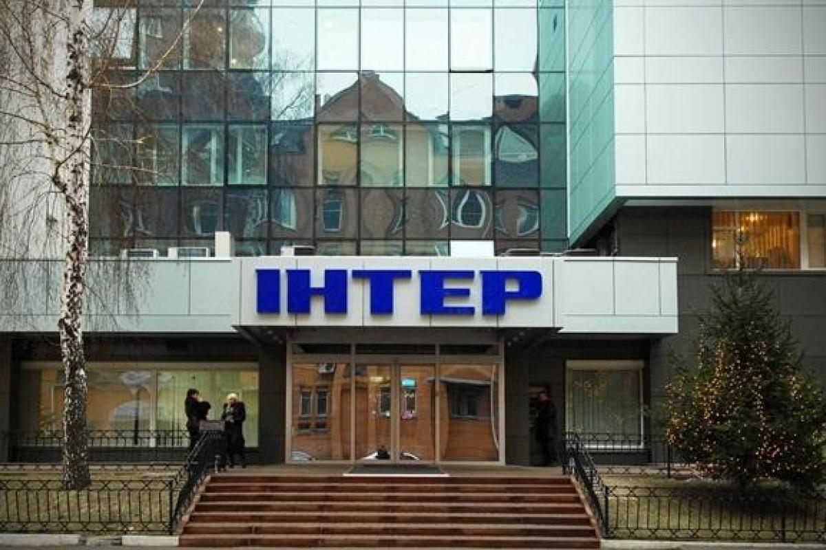 "Интер" снова показал свой "ватный" взгляд: телеканал транслирует рекламы о ВОВ