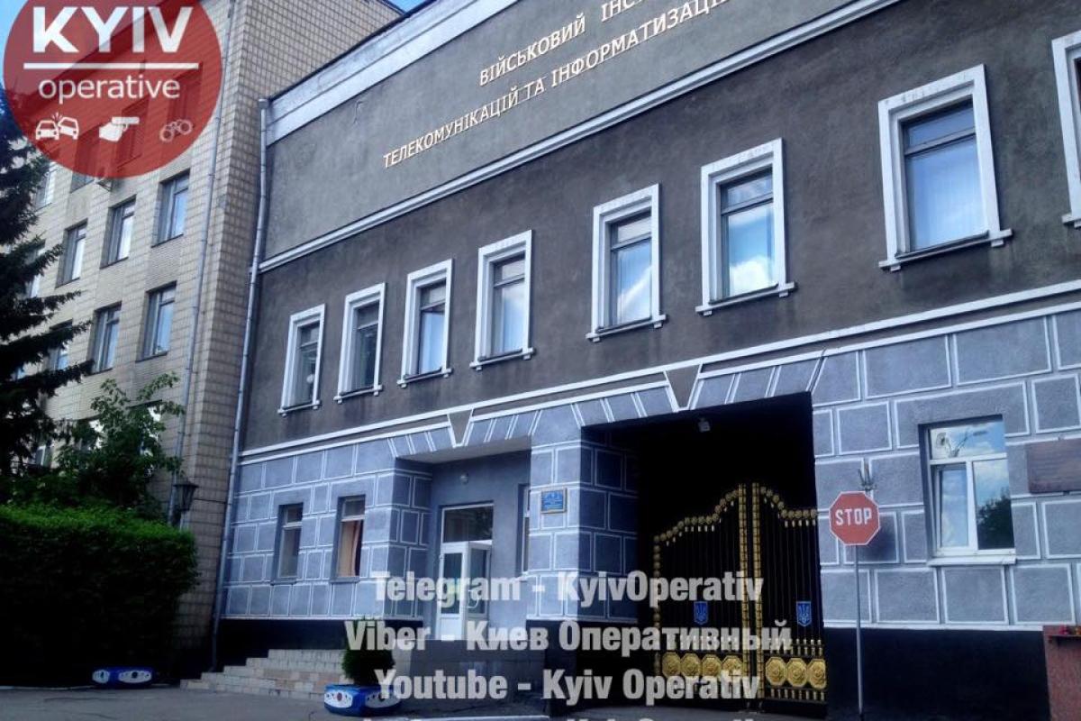 В столичном военном институте произошло массовое отравление курсантов, - СМИ В столичном военном институте произошло массовое отравление курсантов, - СМИ