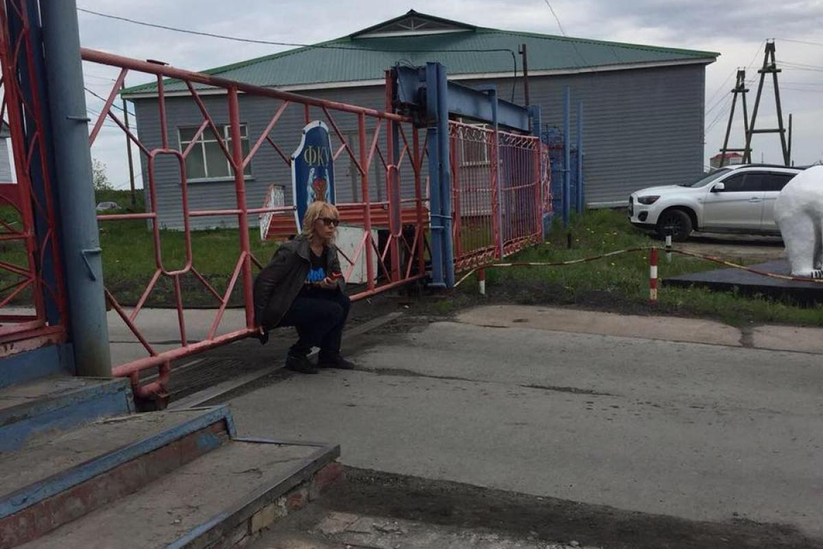 Битва за Сенцова: Денисова безуспешно пытается попасть к узнику, а Москалькова делает селфи