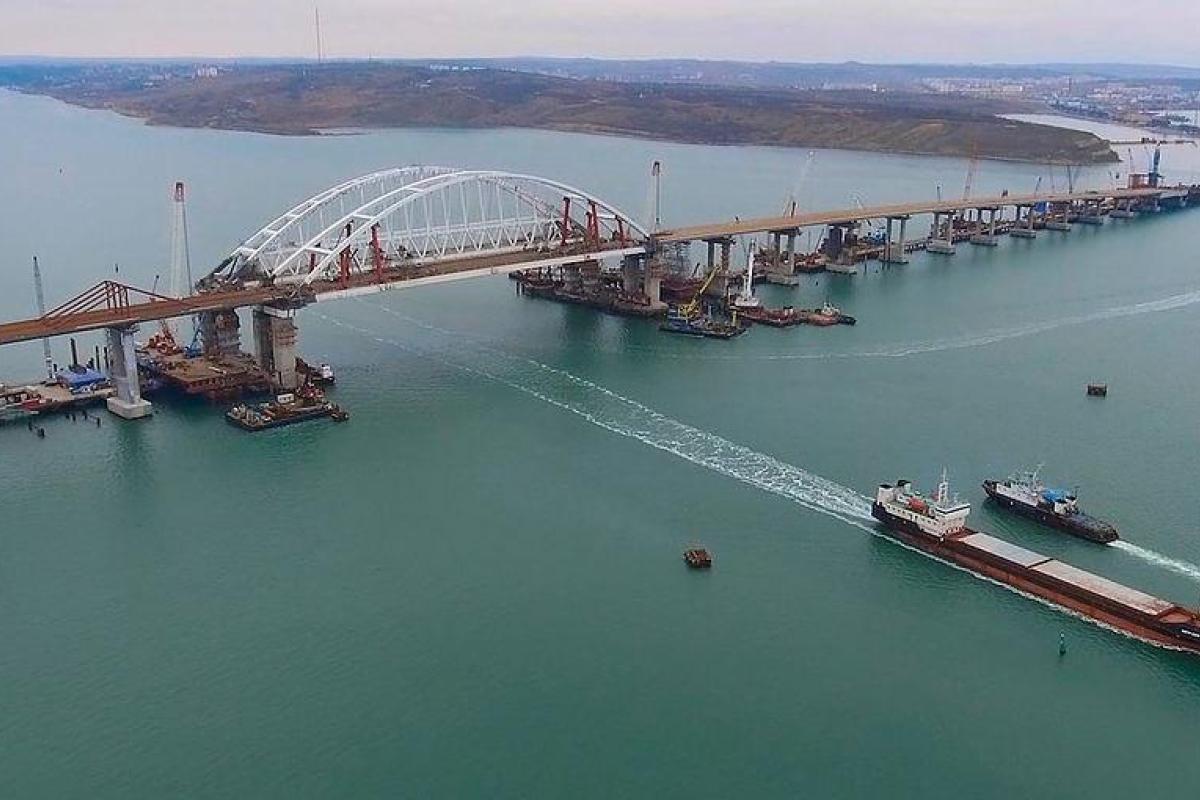 Керченский мост виноват: В Крыму очередной коллапс - РФ отменяет авиарейсы на полуостров Керченский мост виноват: В Крыму очередной коллапс - РФ отменяет авиарейсы на полуостров