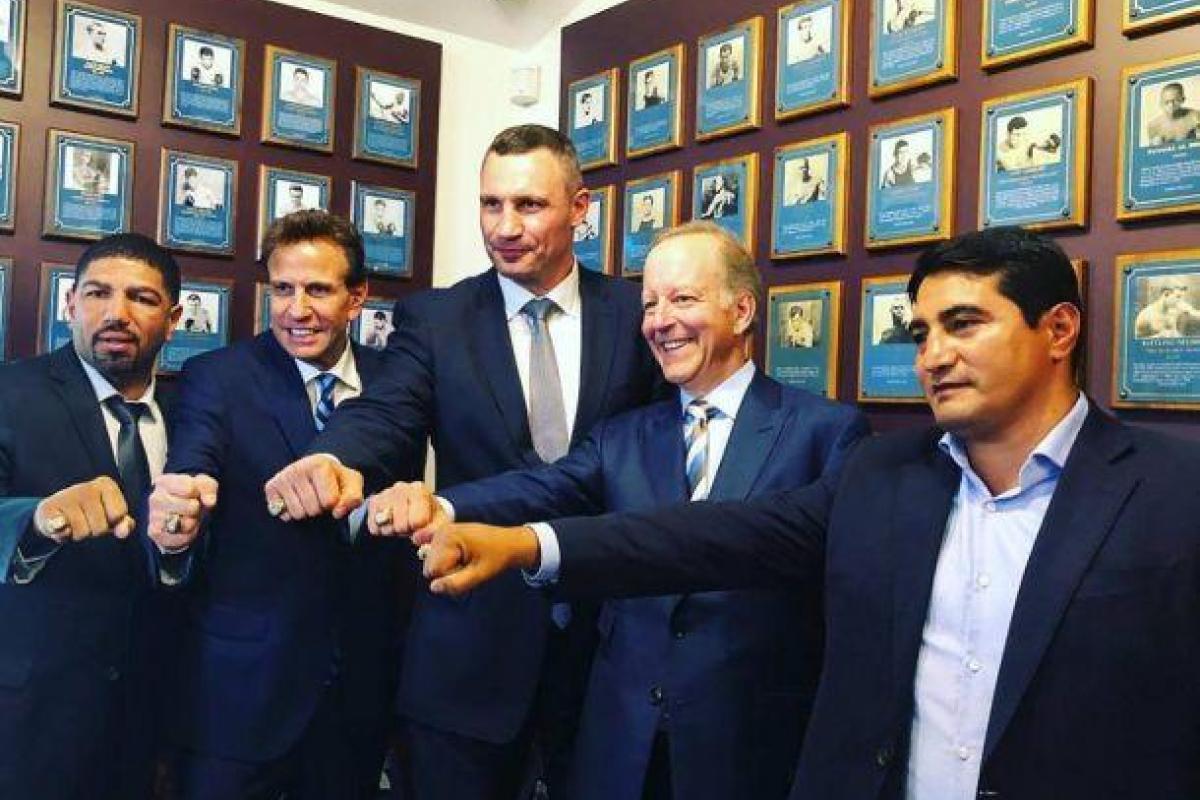 Виталия Кличко внесли в Международный зал боксерской славы