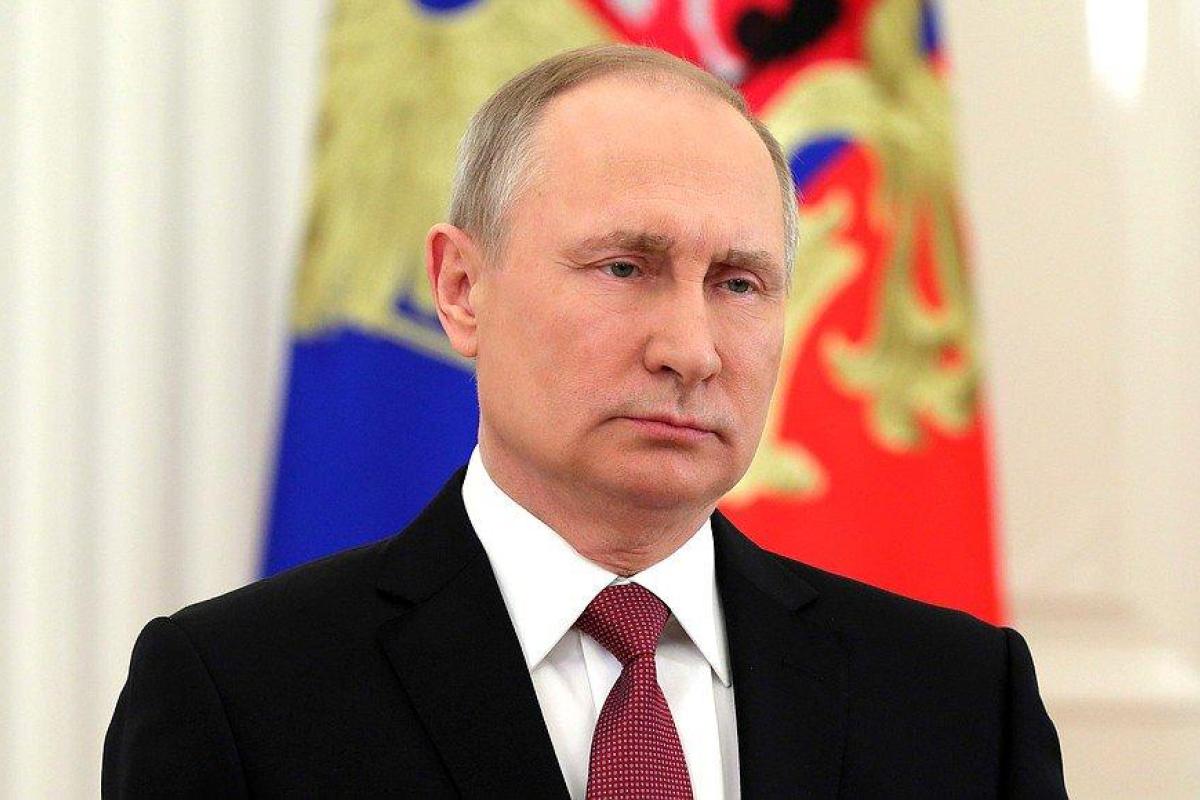 Впервые за 4 года популярность Путина упала: известна причина Впервые за 4 года популярность Путина упала: известна причина