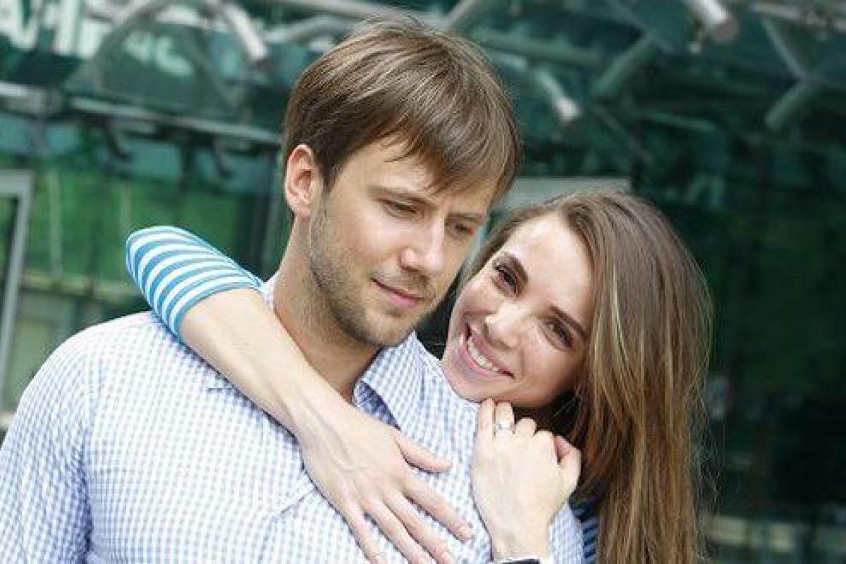 Актер Иван Жидков расстался со своей гражданской супругой Актер Иван Жидков расстался со своей гражданской супругой