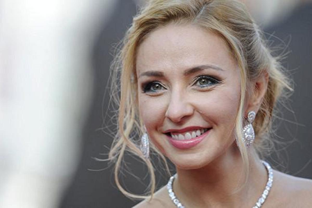 Супругу Пескова заподозрили в беременности