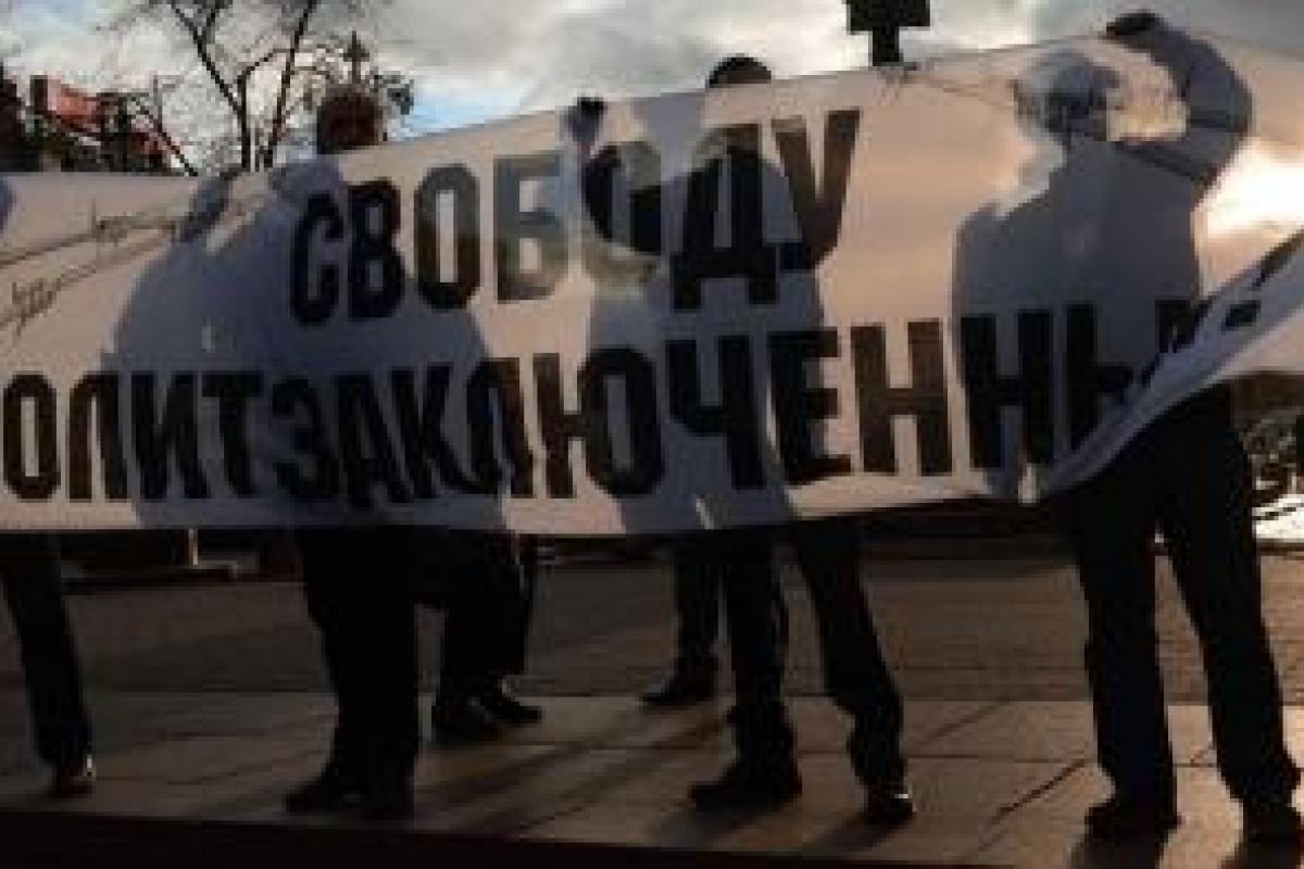 Список узников Кремля увеличился: В Москве схвачен еще один украинец - проводник "Укрзалізниці" Список узников Кремля увеличился: В Москве схвачен еще один украинец - проводник "Укрзалізниці"