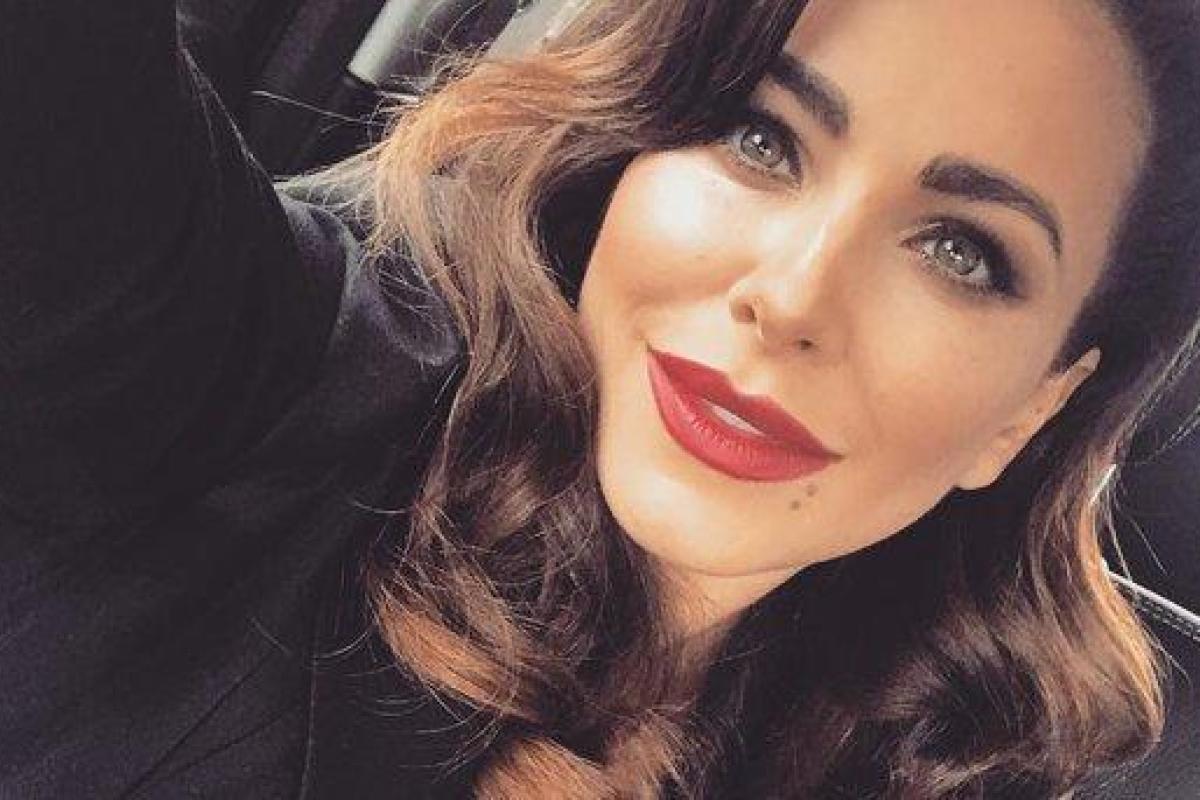 Три подхода по 20 раз: Ани Лорак показала комплекс упражнений для идеальной фигуры