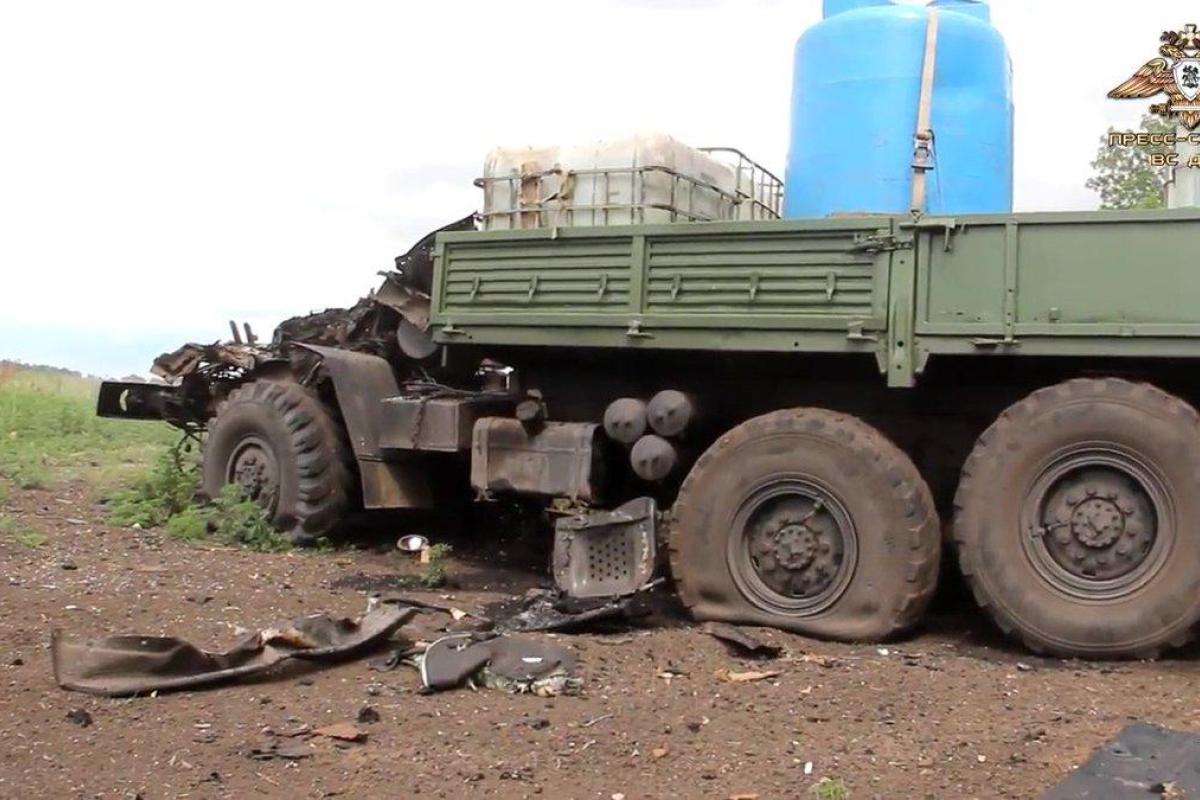 Боевики "ДНР" показали свой водовоз, уничтоженный ракетами ВСУ Боевики "ДНР" показали свой водовоз, уничтоженный ракетами ВСУ