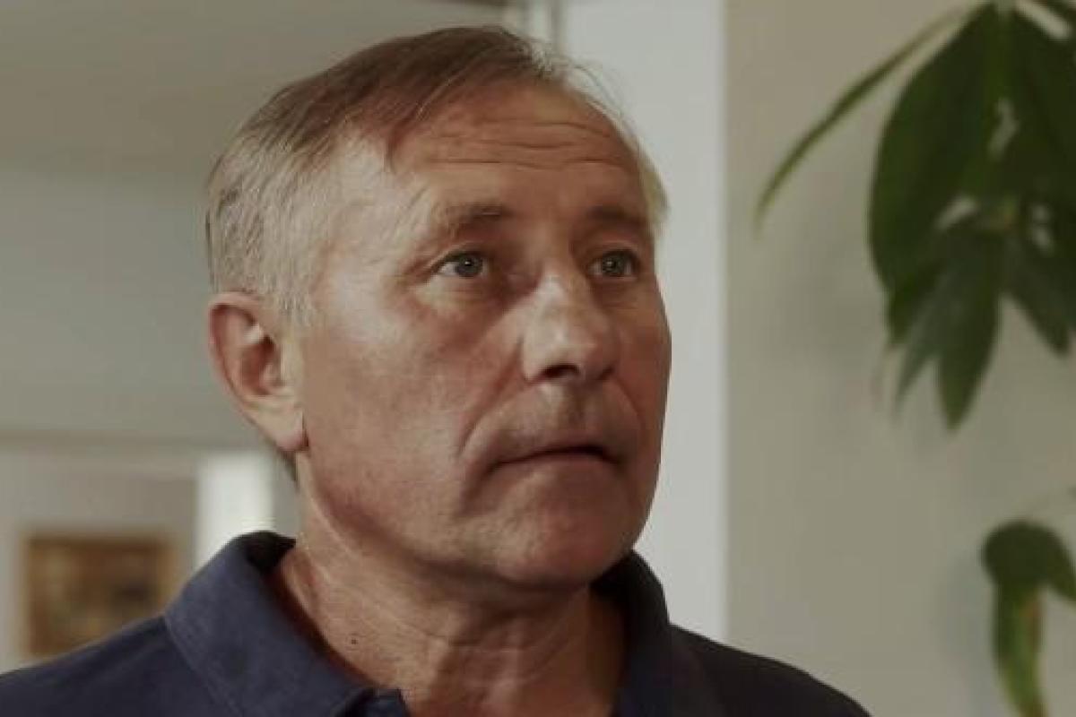 Гулял с собакой и остановилось сердце: скоропостижно умер актер из сериала "Дальнобойщики" Гулял с собакой и остановилось сердце: скоропостижно умер актер из сериала "Дальнобойщики"