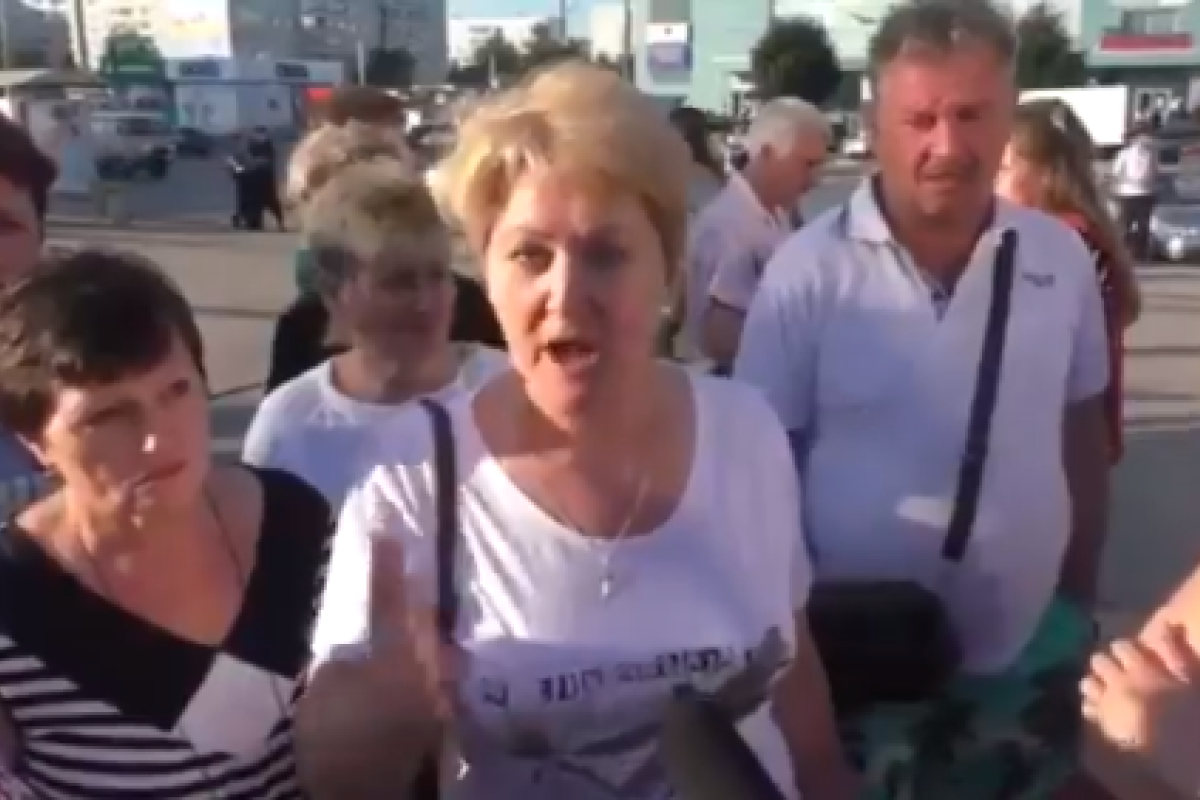 "Путин потерял всякое доверие, он нам не президент!" - разочаровавшиеся россияне "Путин потерял всякое доверие, он нам не президент!" - разочаровавшиеся россияне