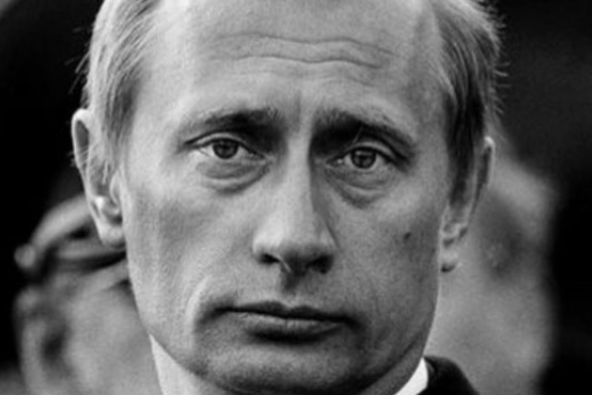 "Еще без ботокса": Обнародованы редкие фото Путина "Еще без ботокса": Обнародованы редкие фото Путина