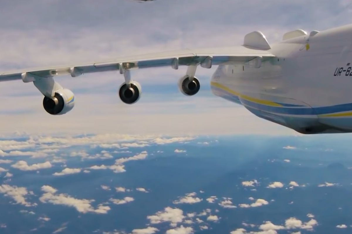 С такого ракурса "Мрию" еще не видели: Видео взлета самого большого самолета в мире