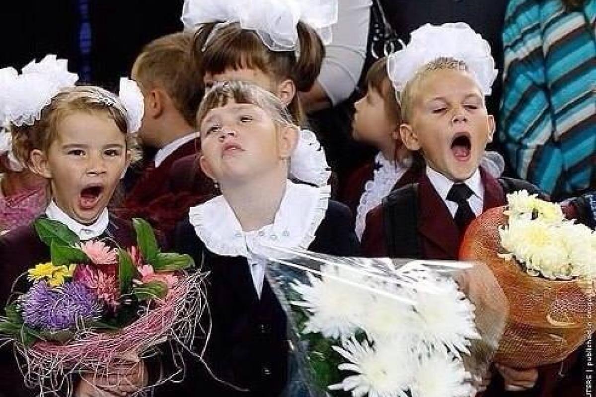 Ульяна Супрун призвала отменить «советские» школьные линейки