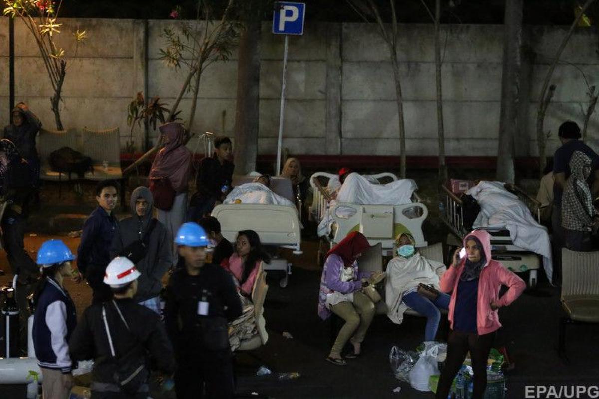 Землетрясение в Индонезии: число погибших превысило 80 человек Землетрясение в Индонезии: число погибших превысило 80 человек