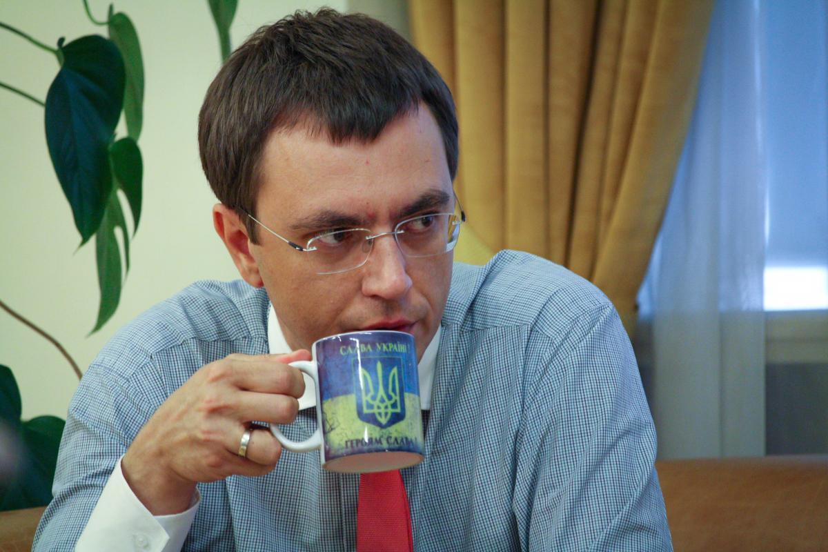"В Москву будут ходить только медведи": Омелян заявил о подписании "исторического документа" "В Москву будут ходить только медведи": Омелян заявил о подписании "исторического документа"