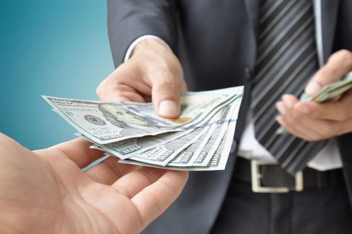 Чиновник из Донецкой области попался на миллионной взятке: подробности Чиновник из Донецкой области попался на миллионной взятке: подробности