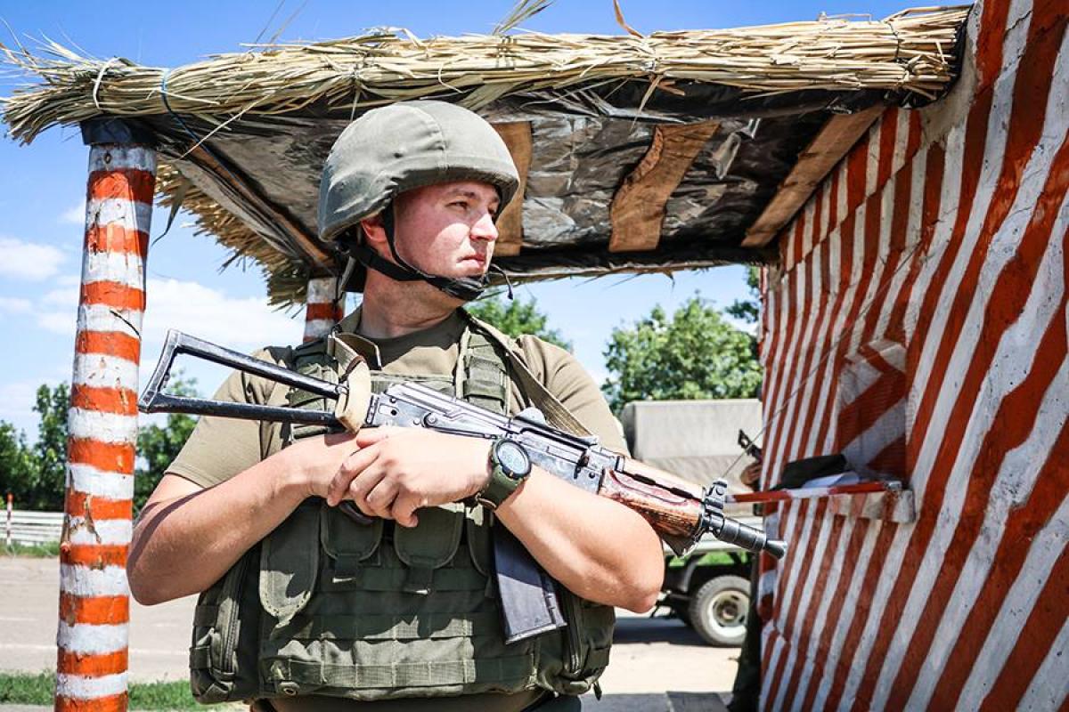 На Донетчине задержали четверых пособников боевиков "ДНР" На Донетчине задержали четверых пособников боевиков "ДНР"