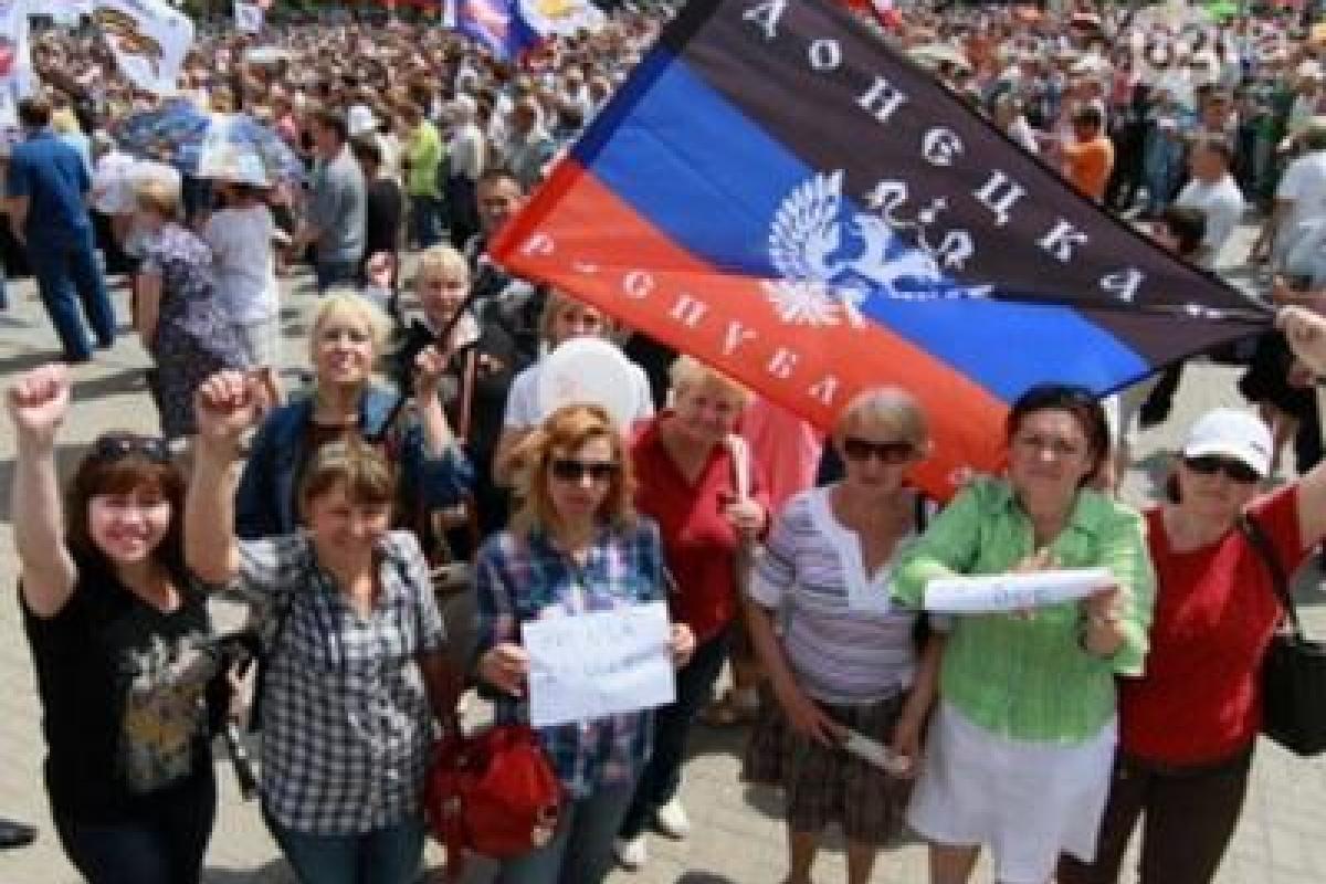 "Горите в аду": Жители "ЛДНР" ополчились против боевиков