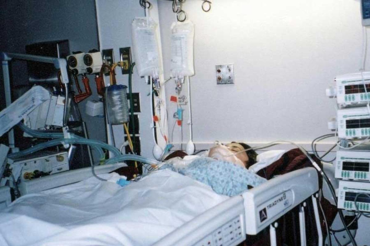 Актриса из сериала "Счастливы вместе" на грани жизни и смерти: что случилось Актриса из сериала "Счастливы вместе" на грани жизни и смерти: что случилось