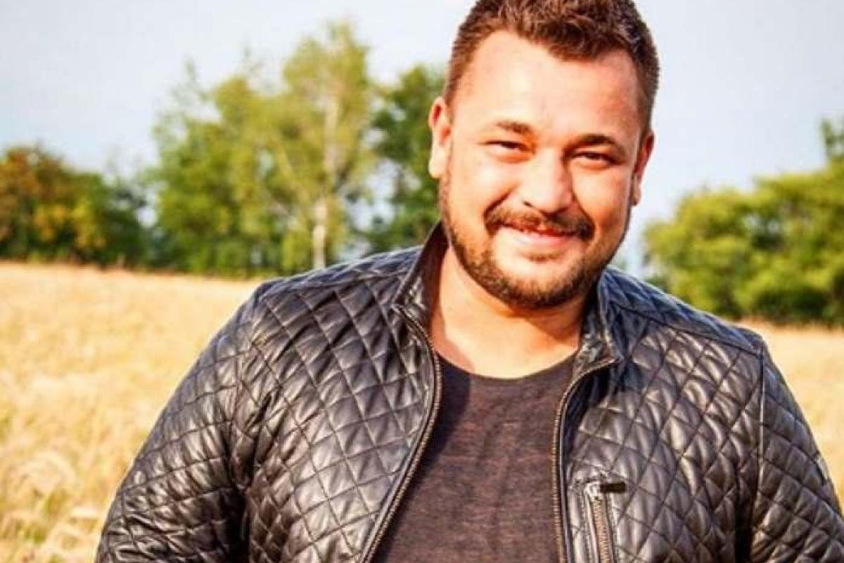 Лидер группы «Руки вверх!» признался в серьезных проблемах со здоровьем Лидер группы «Руки вверх!» признался в серьезных проблемах со здоровьем