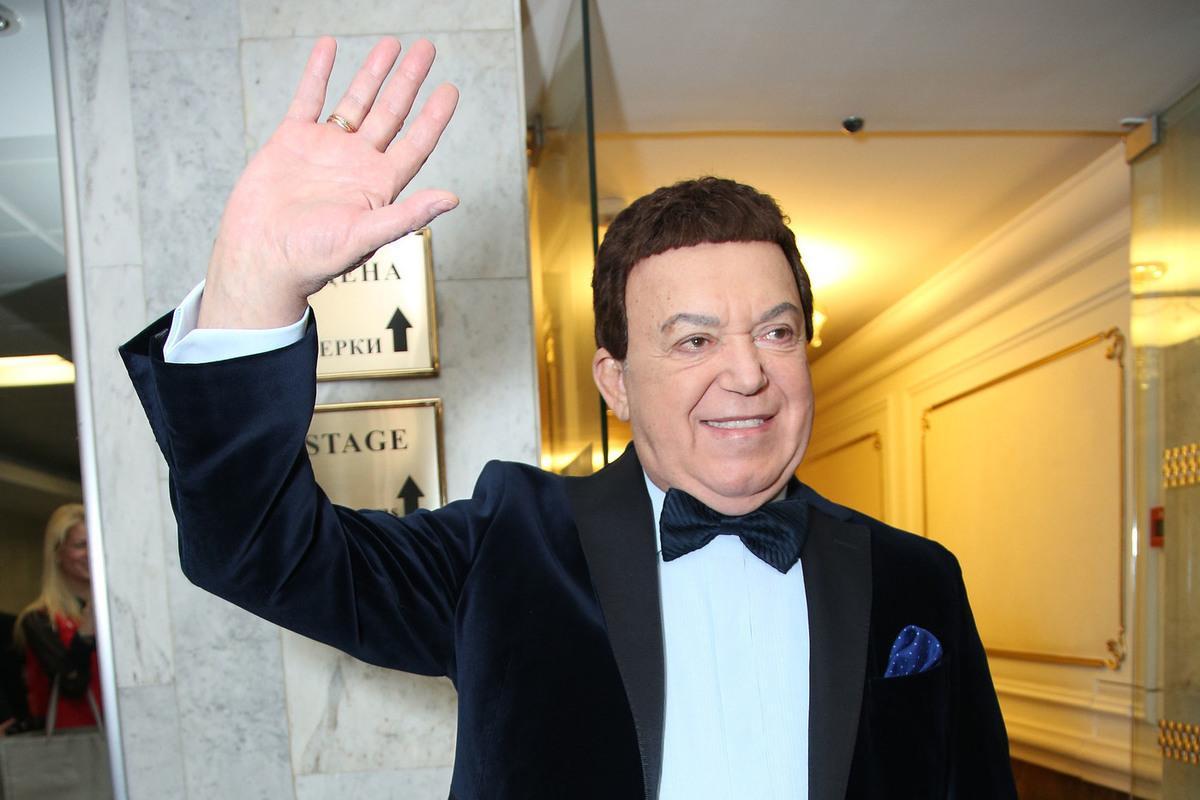 Состояние здоровья вызывает опасения: Певца Иосифа Кобзона выписали из больницы Состояние здоровья вызывает опасения: Певца Иосифа Кобзона выписали из больницы