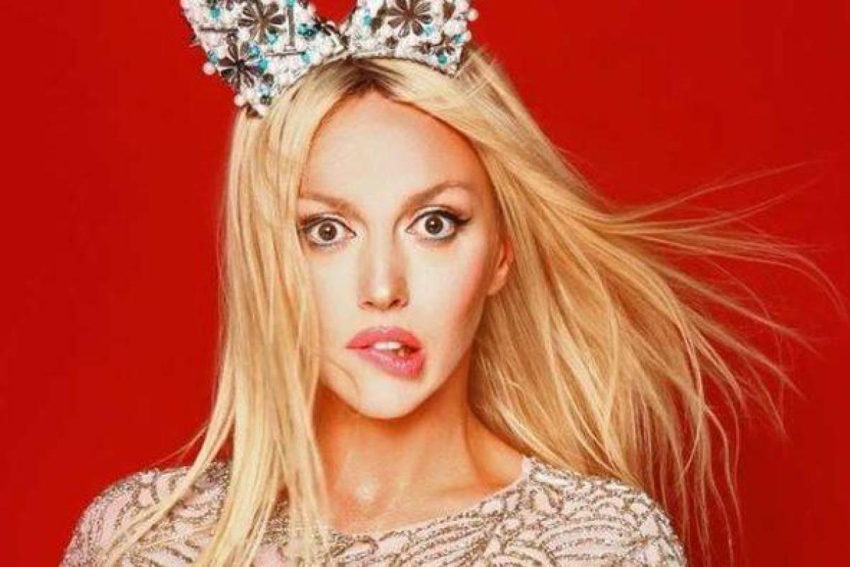 "Пошли вон с моей страницы!": Полякова не на шутку разозлилась на хамов-подписчиков "Пошли вон с моей страницы!": Полякова не на шутку разозлилась на хамов-подписчиков