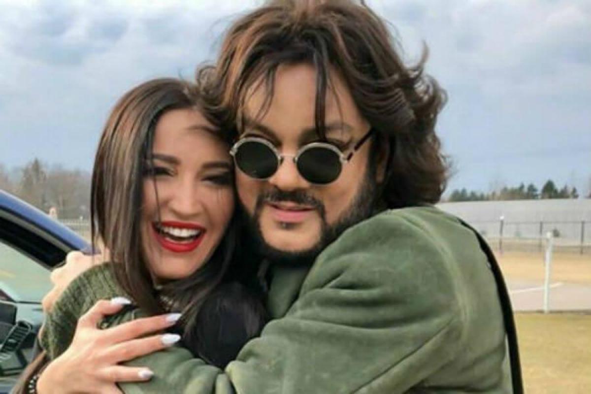 В российском детском лагере запретили Бузову и Киркорова В российском детском лагере запретили Бузову и Киркорова