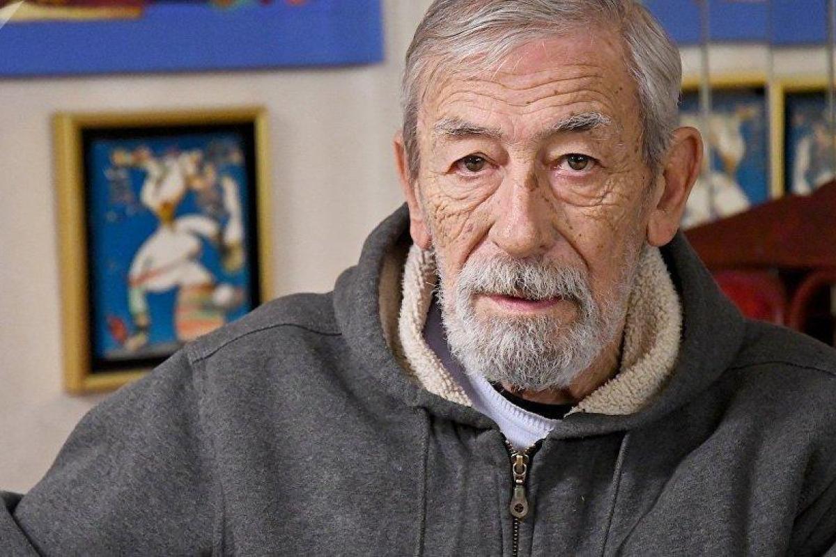 "Поклонники приходили прощаться": Вахтанг Кикабидзе рассказал о борьбе с раком мозга "Поклонники приходили прощаться": Вахтанг Кикабидзе рассказал о борьбе с раком мозга