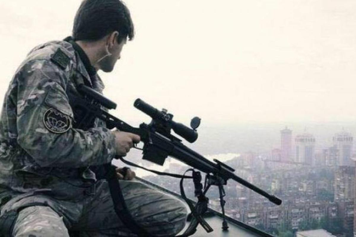 В Луганской области снайпер боевиков ранил мирного жителя В Луганской области снайпер боевиков ранил мирного жителя