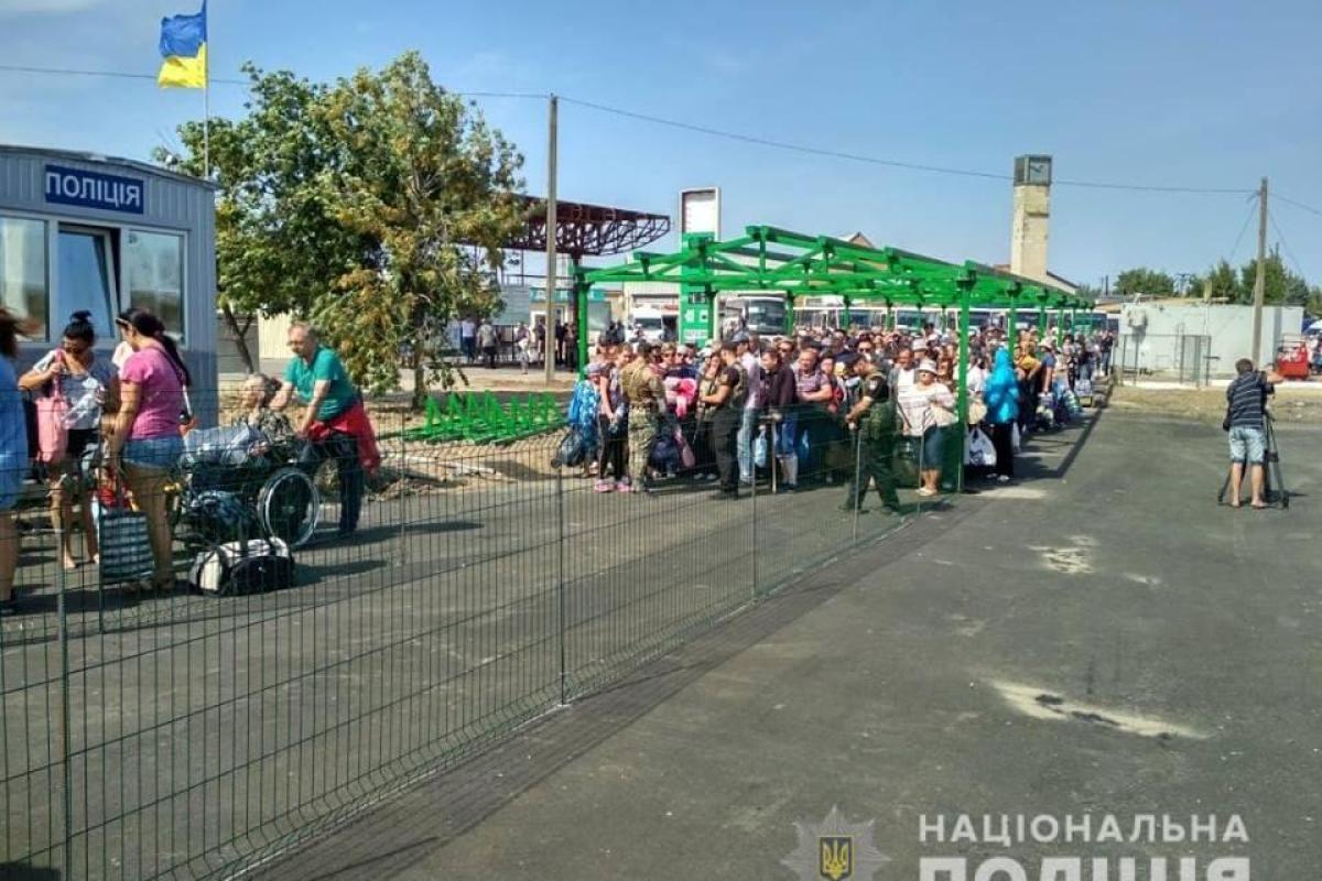 Появились фото КПВВ "Станица Луганская" после ремонта