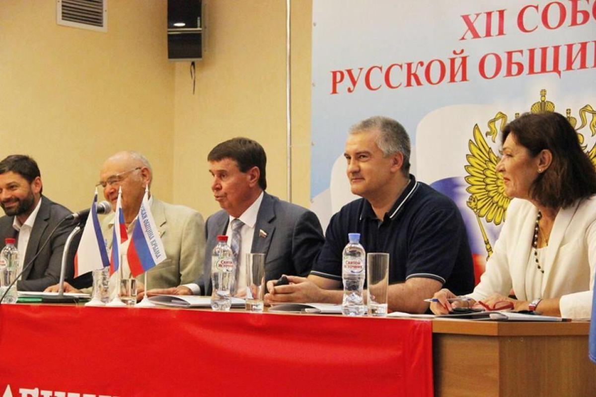 "А как же Армянск?!": На фоне экологической катастрофы крымчане возмущены равнодушием "властей" "А как же Армянск?!": На фоне экологической катастрофы крымчане возмущены равнодушием "властей"