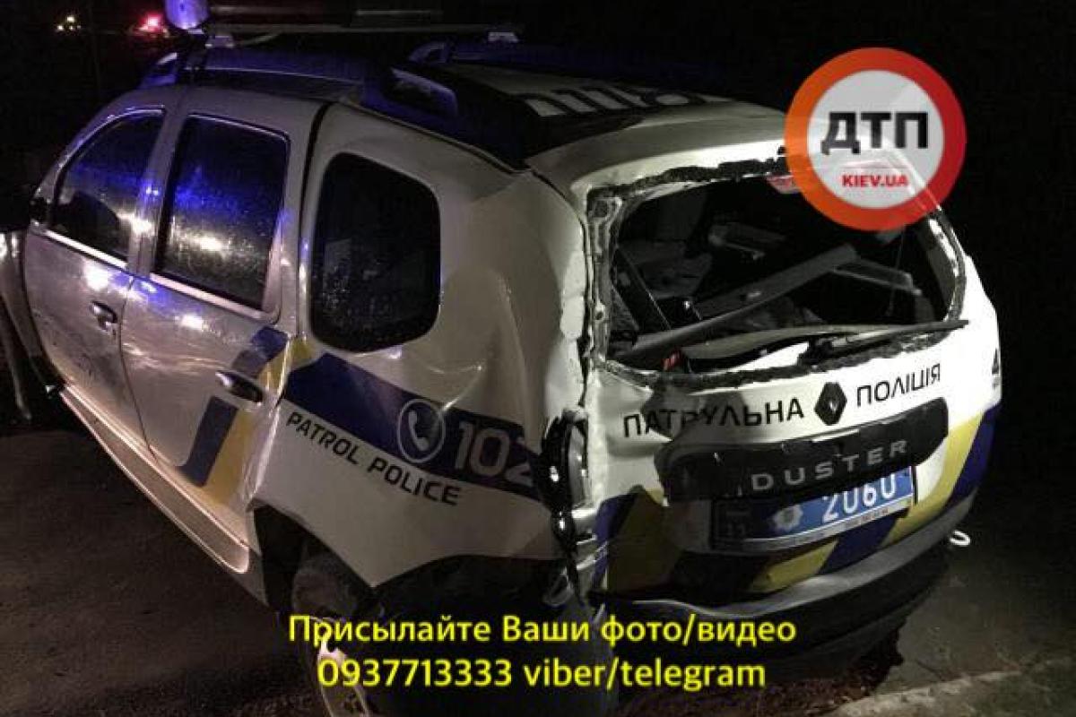 В Северодонецке произошло ДТП с участием патрульной полиции: пострадало 6 человек В Северодонецке произошло ДТП с участием патрульной полиции: пострадало 6 человек